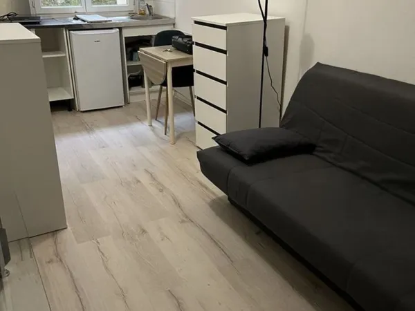BORDEAUX CENTRE STUDIO MEUBLÉ