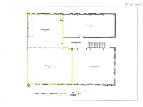 Bureau 414 m²