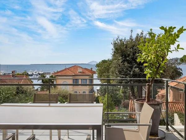 Cap d'Antibes Gallice - Emplacement exceptionnel pour ce 3P avec grande terrasse et magnifique vue m