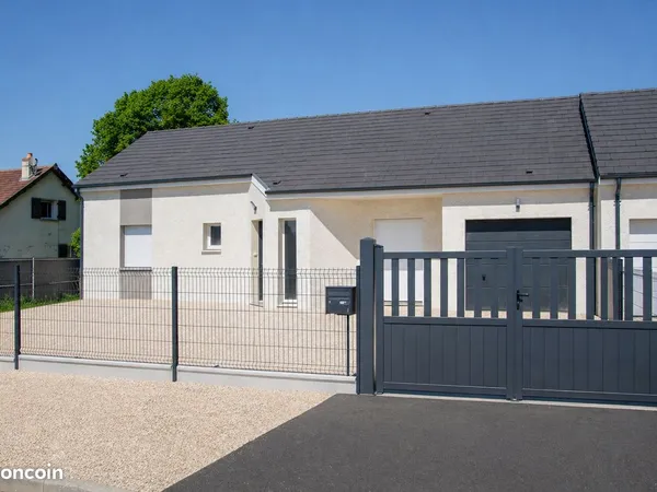 Maison neuve meublée 4 pièces 95 m2 - jardin - garage - Saint-Marcel