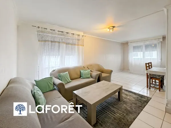 Appartement 5 pièces à vendre à Grigny - Dernier étage avec parking et cave