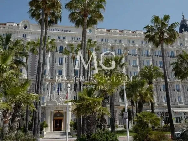2 pièces de 55 m² - Résidence de prestige Carlton Riviera - Cannes Croisette