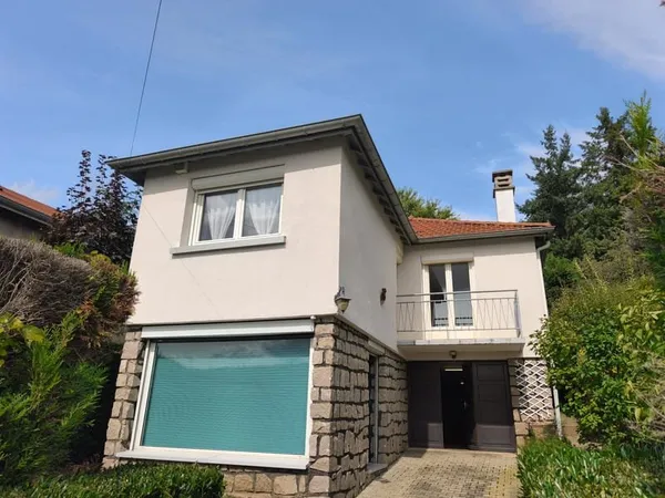MONTPLAISIR, maison individuelle