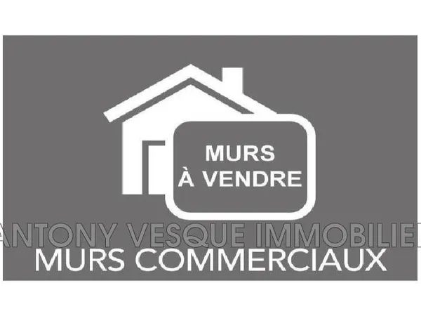 Local commercial 105 m²
