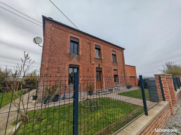 Maison 8 pièces 150 m²