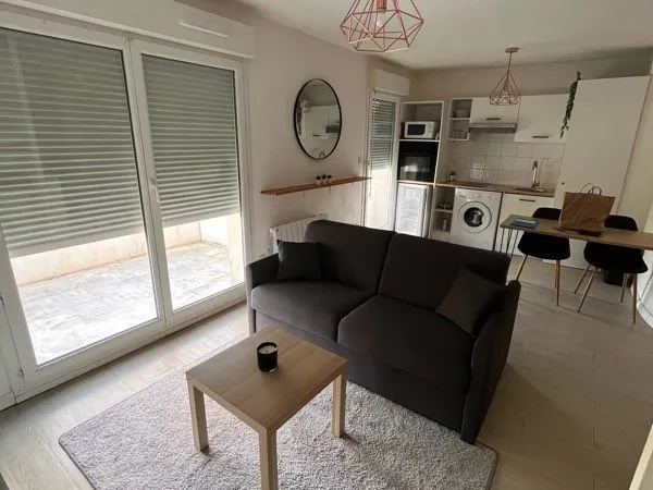 Studio meublé 29 m² avec balcon, piscine et parking - Castelnau-du-Médoc