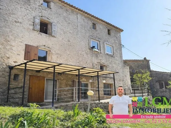 Maison 97 m² + jardin avec ruisseau - Soudorgues - Coup de coeur