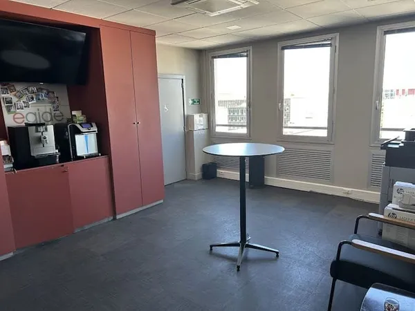 Bureaux 350 m²