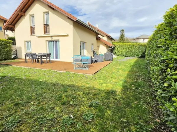 Maison 5 pièces 102 m²