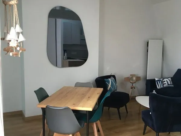 Meuble de charme quartier hôtel de Ville Corneille idéal personne seule