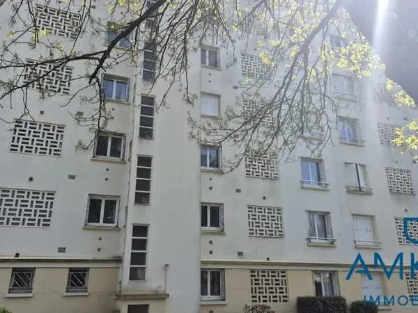 Appartement T4 avec parking , vue parc !
