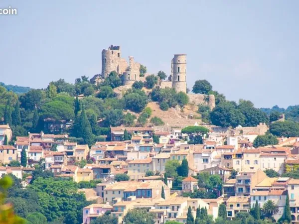 GRIMAUD T4 location à l'année