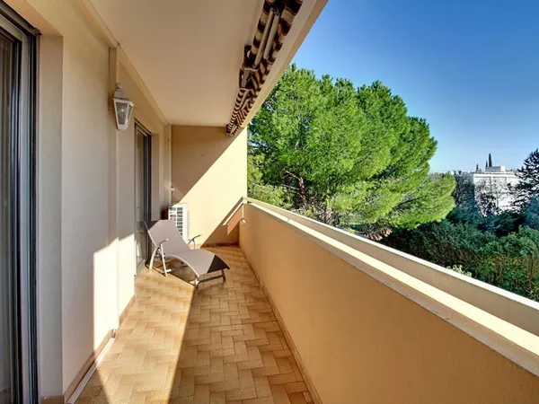 A VENDRE EN EXCLUSIVITE ! Appartement 5 pièces de 94 m² à Draguignan