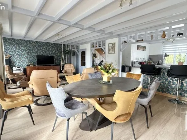 Maison 6 pièces 140 m²