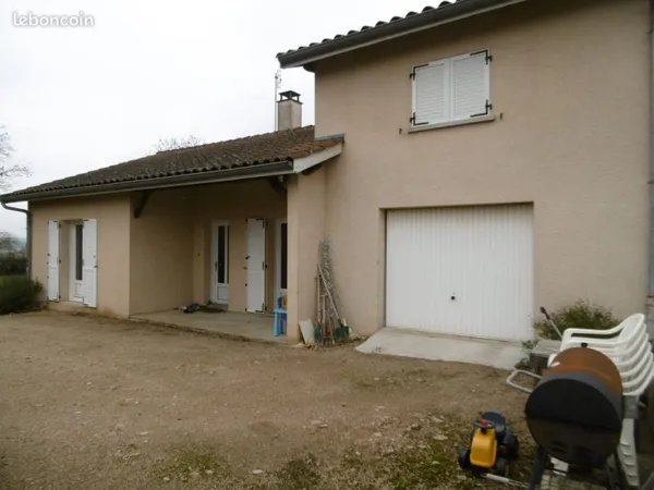 Maison plain pied avec terrain et dépendance