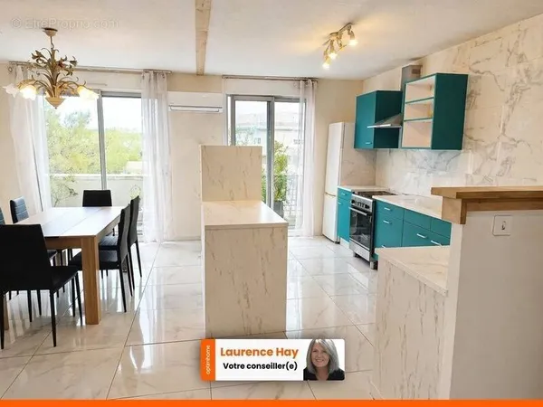 Appartement - 5 pièces 102 m2 - Dernier étage - Terrasse - Cave - Parking - Piscine - Tennis - Parc 