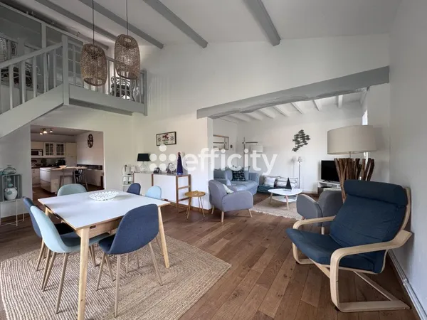 Maison 7 pièces 143 m²