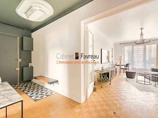 L HAY LES ROSES - 94240 - APPARTEMENT 4 PIECES - BALCON - BOX - CAVES - PARFAIT ETAT