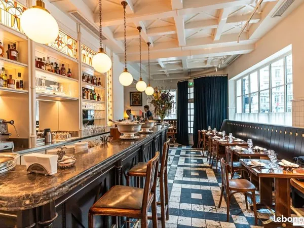 Brasserie, Bar