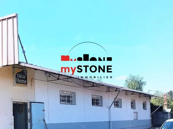 Local commercial 270 m²