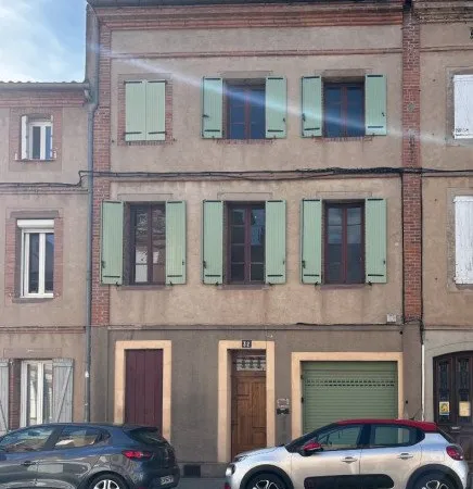 Maison 10 pièces 240 m²