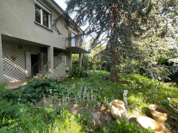 Maison avec permis de construire