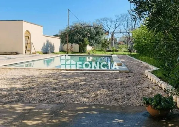Maison 7 pièces 201 m²