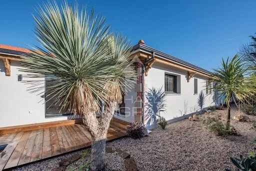 Villa 5 pièces 150 m²