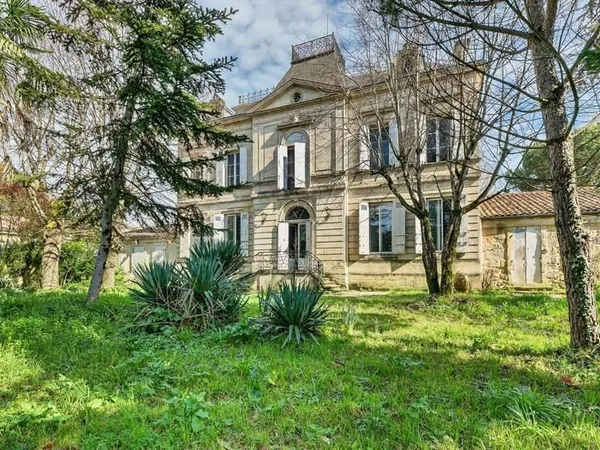 Château 15 pièces 468 m²
