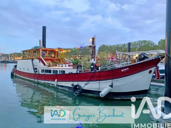 Péniche 4 pièces 80 m²