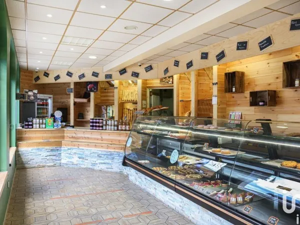 Fonds de commerce 200 m²