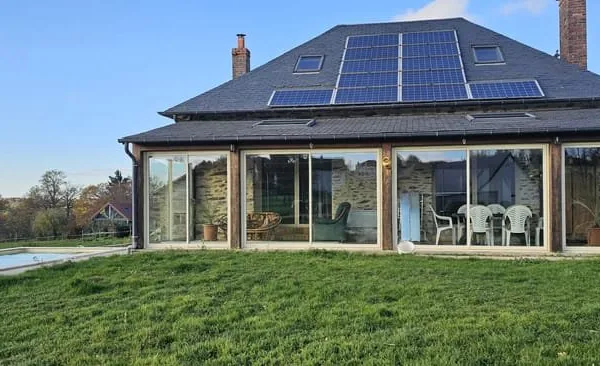 Propriété : T6- dépendances- +/-3 ha de prairie -Lubersac 19