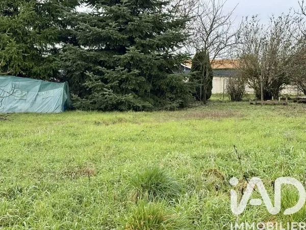 Terrain 500 m²