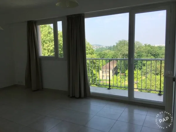 Studio 1 pièce 28 m²