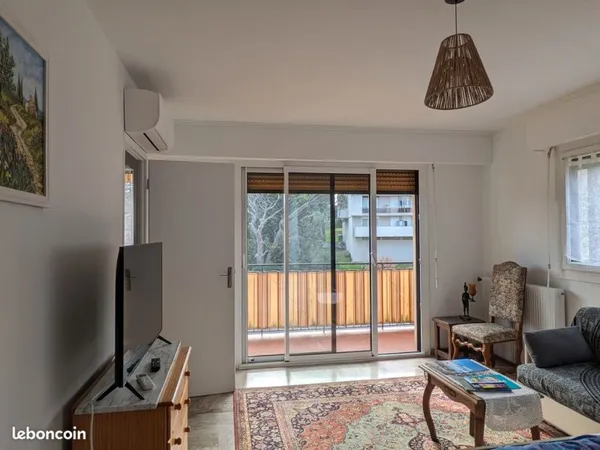 Loué appartement meublé