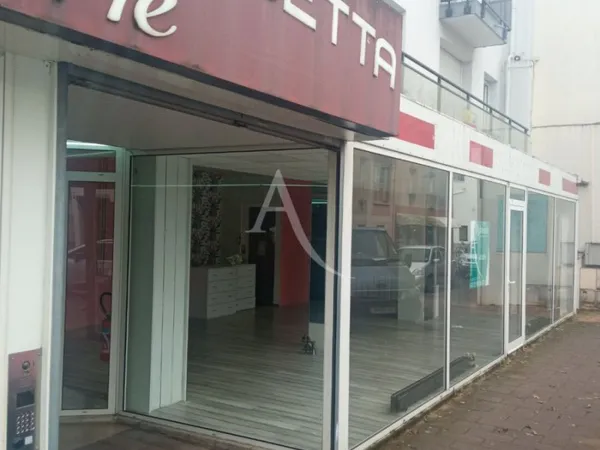 Local commercial 75 m²