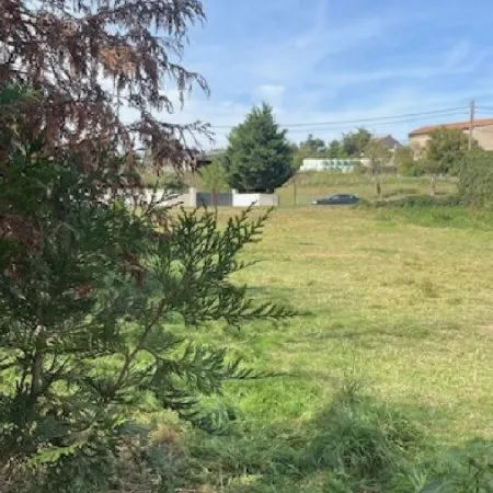Terrain 822 m²