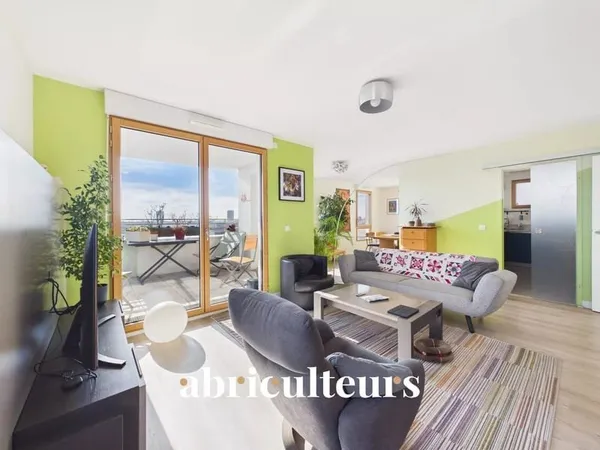 Splendide Appartement de 118.0 m² - Avec terrasse et balcon - Résidence récente prestigieuse - Métro