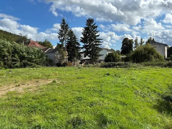 Terrain en individuel 658 m²