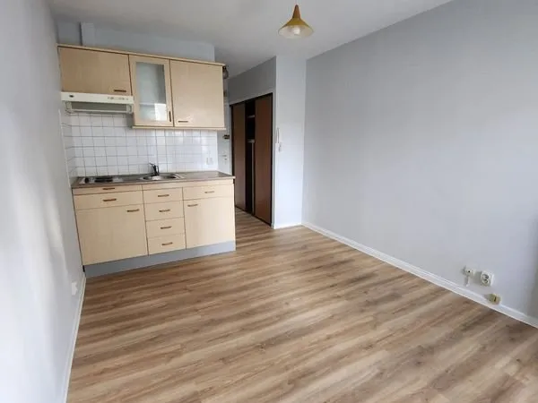 Studio 1 pièce 18 m²
