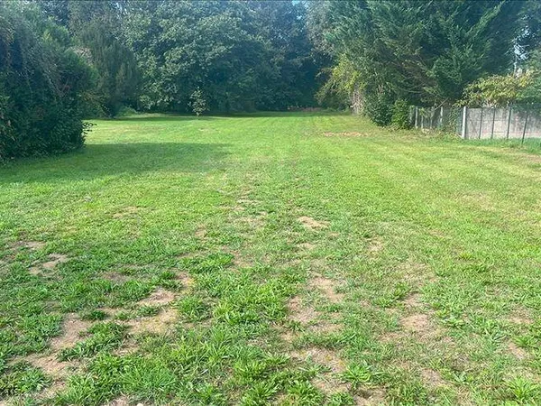Terrain constructible 1891 m²