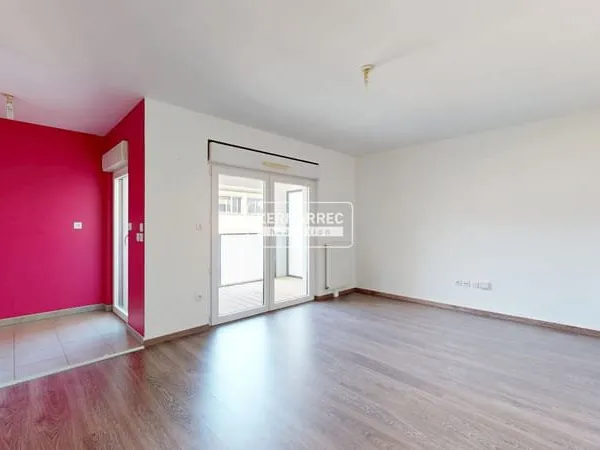 T2 avec balcon et parking - Île de Nantes