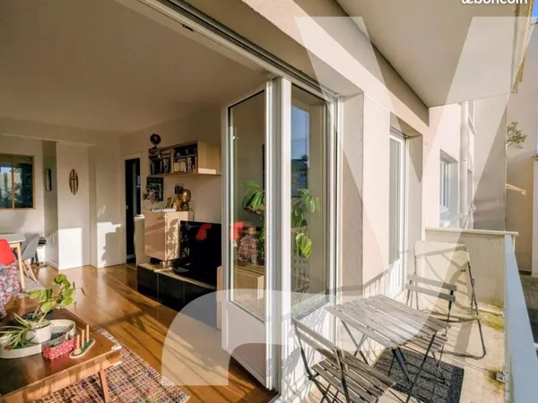 Appartement 4 pièces 77 m²