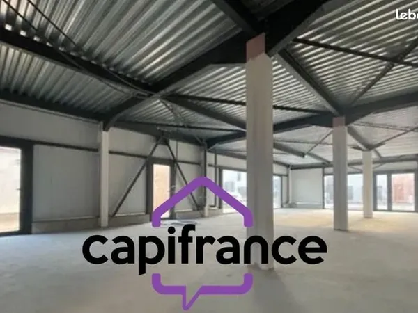 Local commercial 820 m²