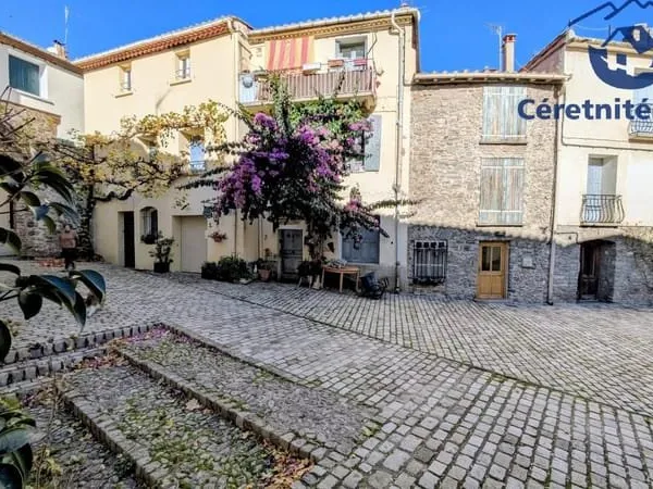 Ensemble immobilier du XVIIIe siecle