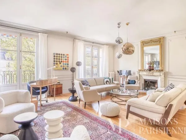 75007 - ST THOMAS D'AQUIN - 198 m2 - 4 CHAMBRES
