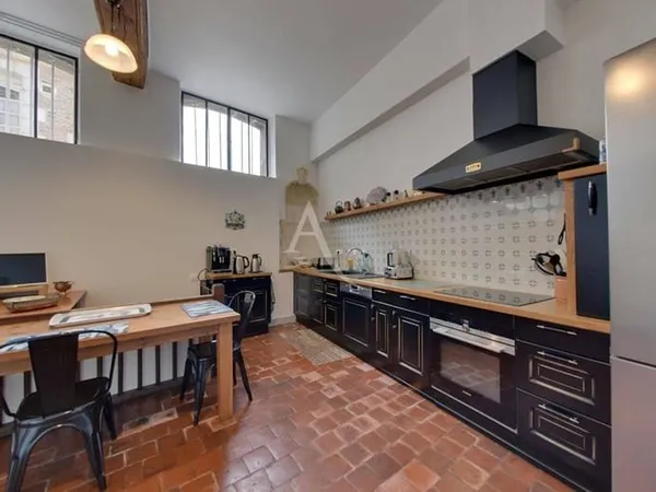 Maison 12 pièces 280 m²
