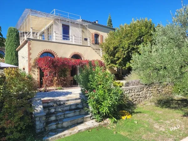 Maison 12 pièces 215 m²