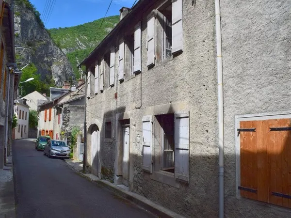 Achat : Maison Saint-Béat (31440)