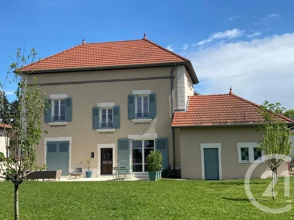 Maison 6 pièces 168 m²